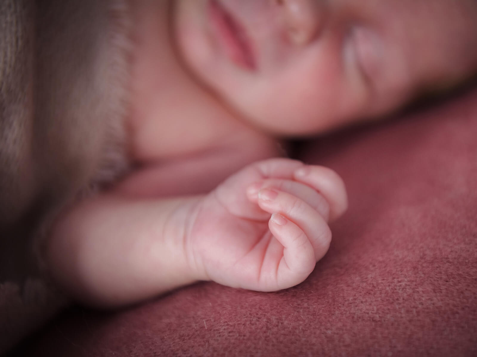Detailaufnahme einer kleiner Babyhand